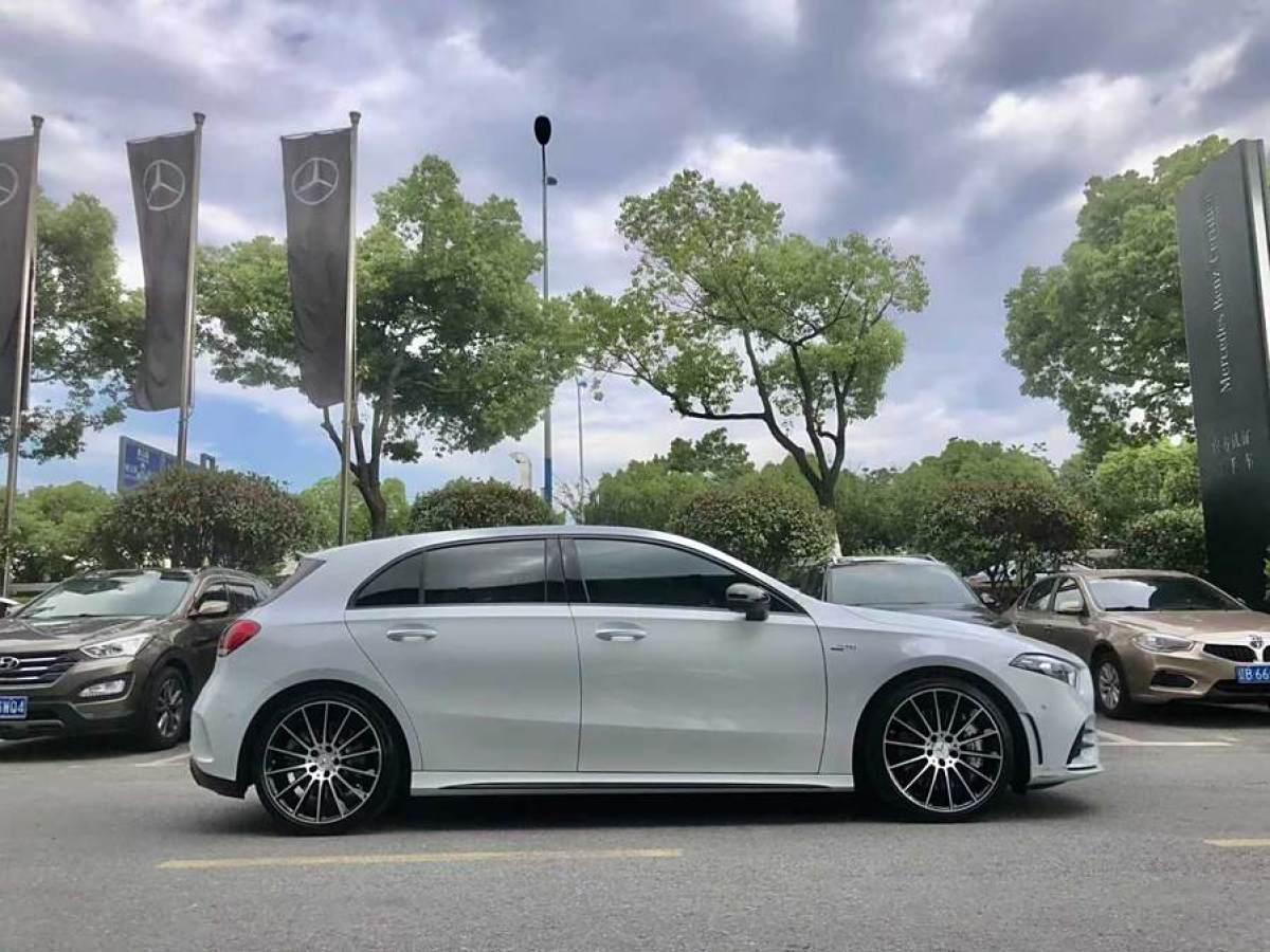 奔馳 奔馳A級AMG  2020款 AMG A 35 4MATIC圖片