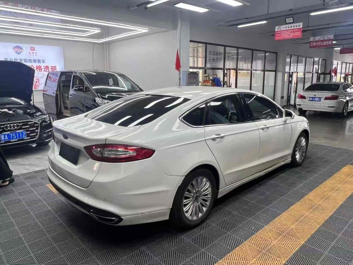 福特 蒙迪歐  2013款 2.0L GTDi200時(shí)尚型圖片