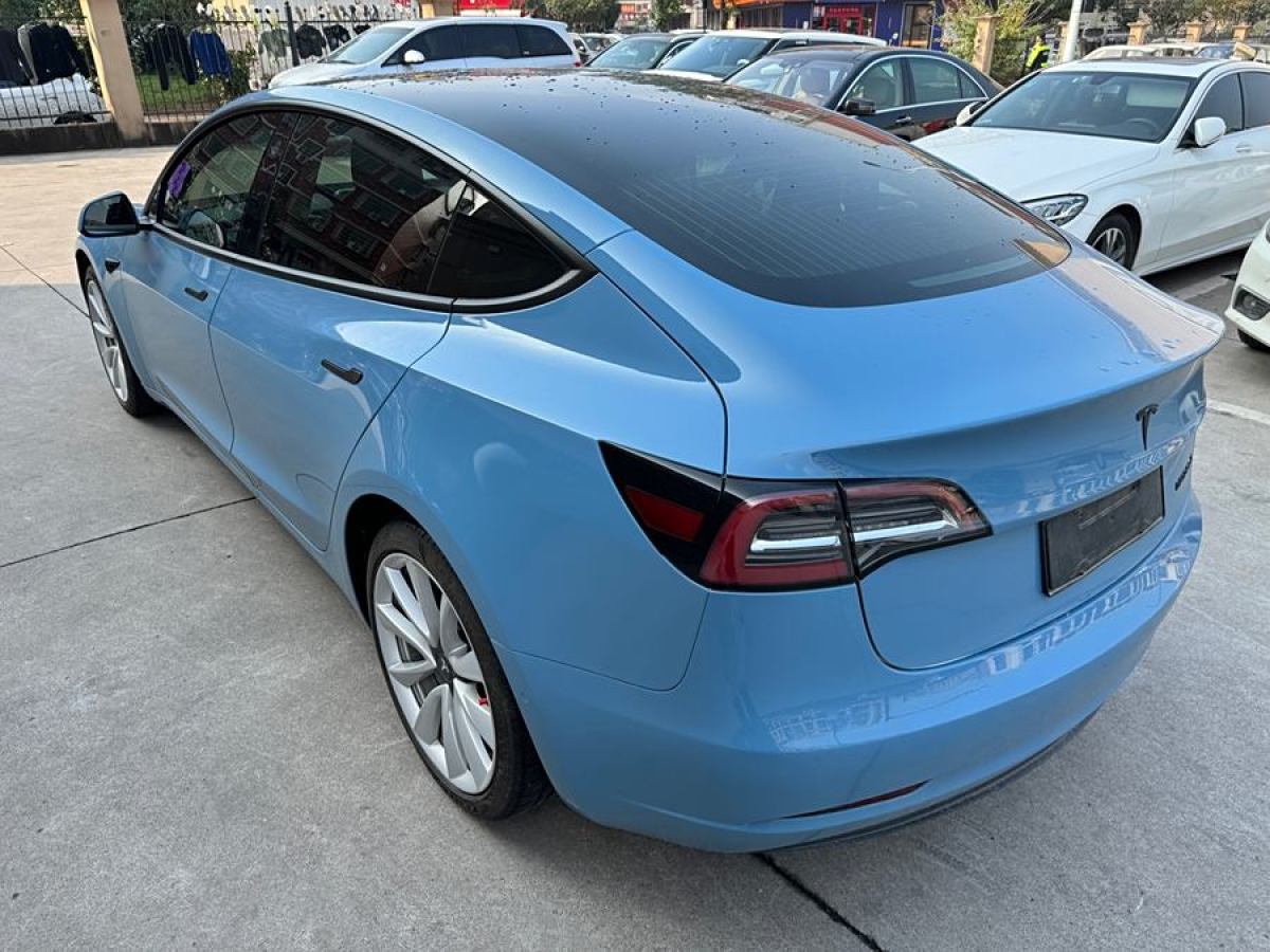 特斯拉 Model 3  2020款 改款 長(zhǎng)續(xù)航后輪驅(qū)動(dòng)版圖片