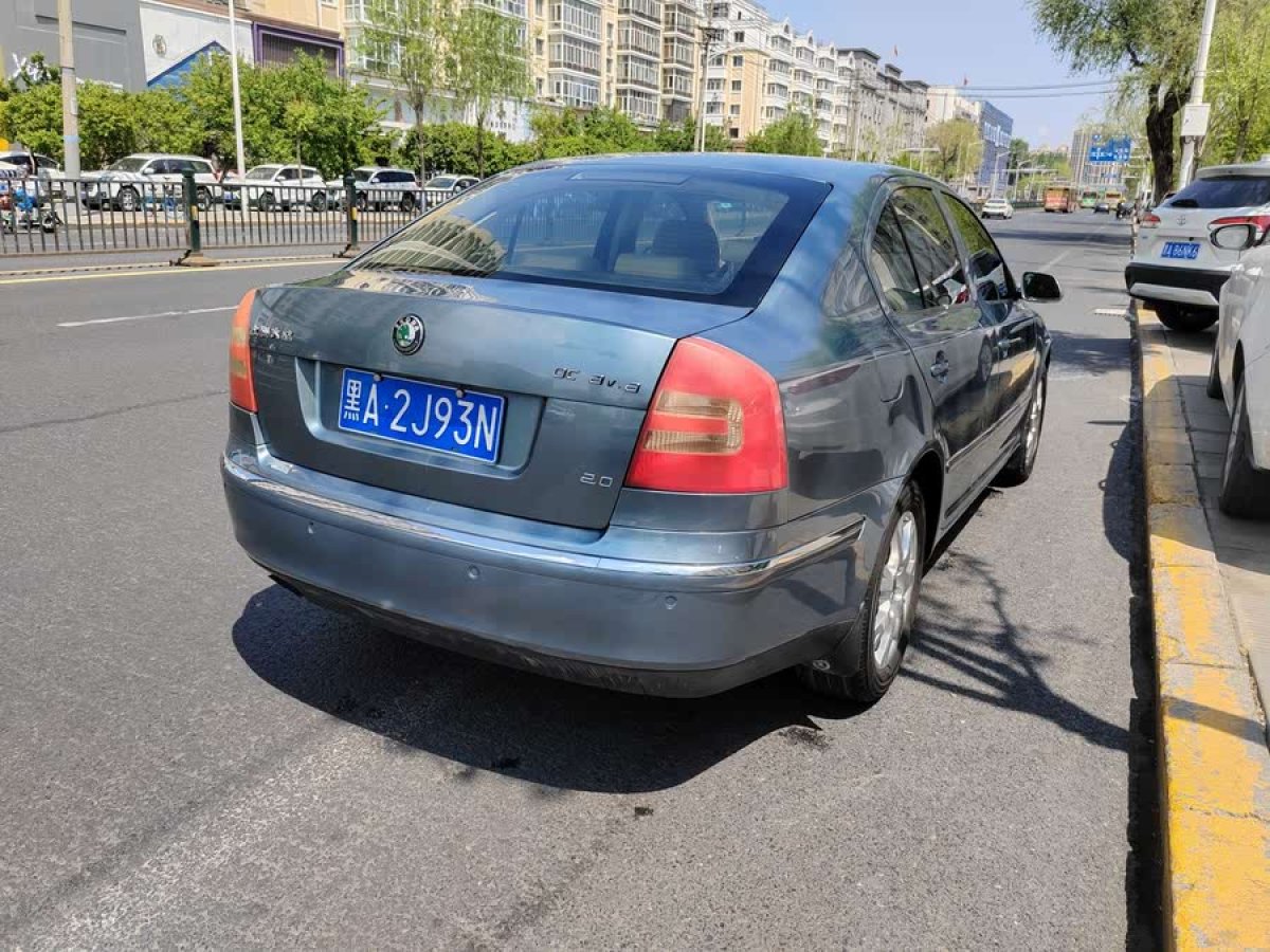 斯柯達(dá) 明銳  2009款 2.0L 自動(dòng)逸仕版圖片