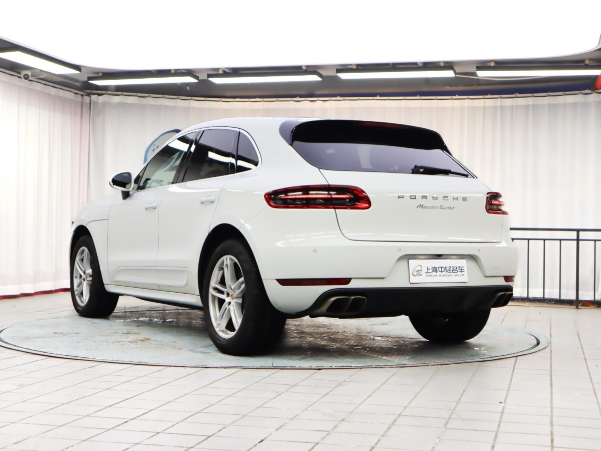 2015年3月保時(shí)捷 Macan  2014款 Macan Turbo 3.6T