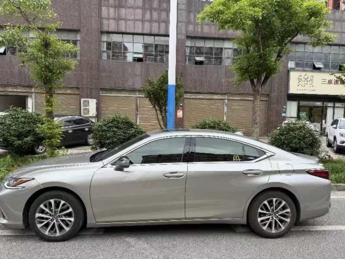 雷克薩斯 ES  2024款 200 臻享版圖片