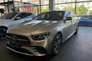 奔馳E級(jí) 奔馳 改款 E 260 L 運(yùn)動(dòng)型