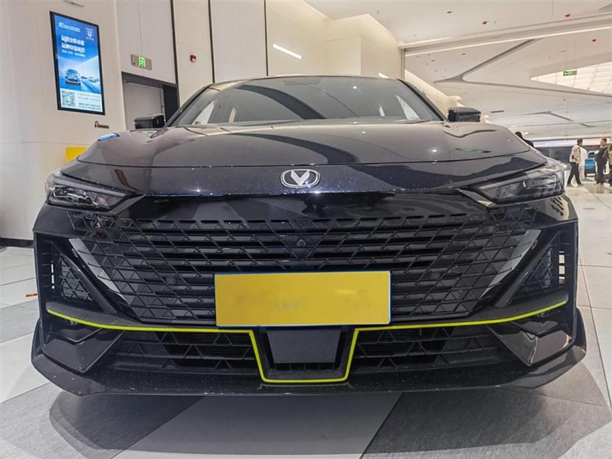 長(zhǎng)安 長(zhǎng)安UNI-V  2022款 1.5T 卓越型圖片