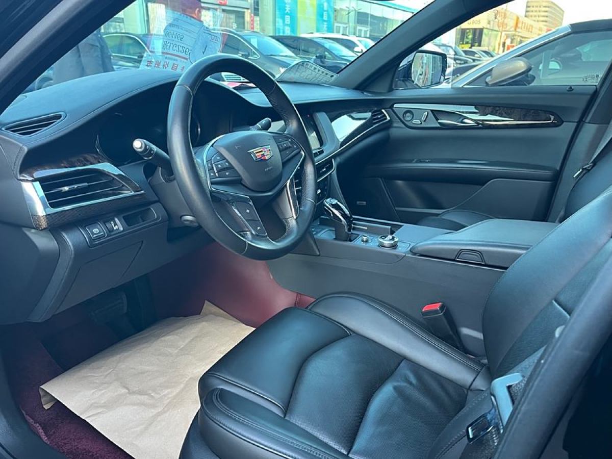 凱迪拉克 CT6  2019款 28T 豪華型圖片