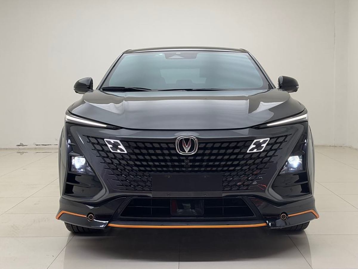 長安 UNI-T  2022款 1.5T 運動版 尊貴型圖片