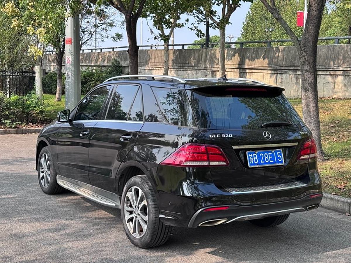 奔馳 奔馳GLE  2016款 GLE 320 4MATIC 動(dòng)感型圖片