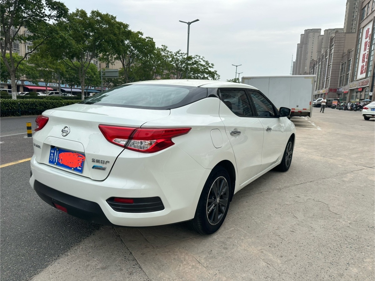 日產(chǎn) LANNIA 藍(lán)鳥  2018款 1.6L CVT炫酷潮音版圖片