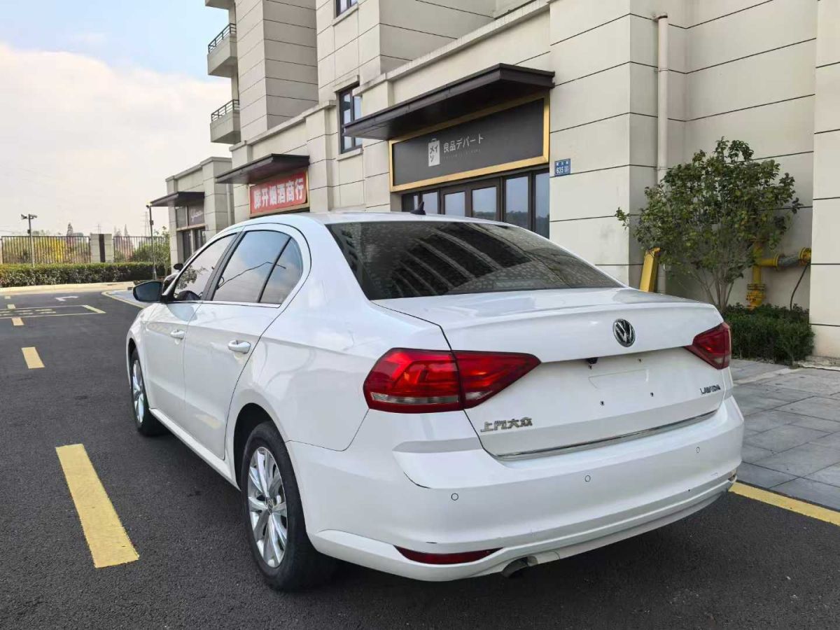 大眾 朗逸  2019款  兩廂 200TSI DSG舒適版 國(guó)VI圖片