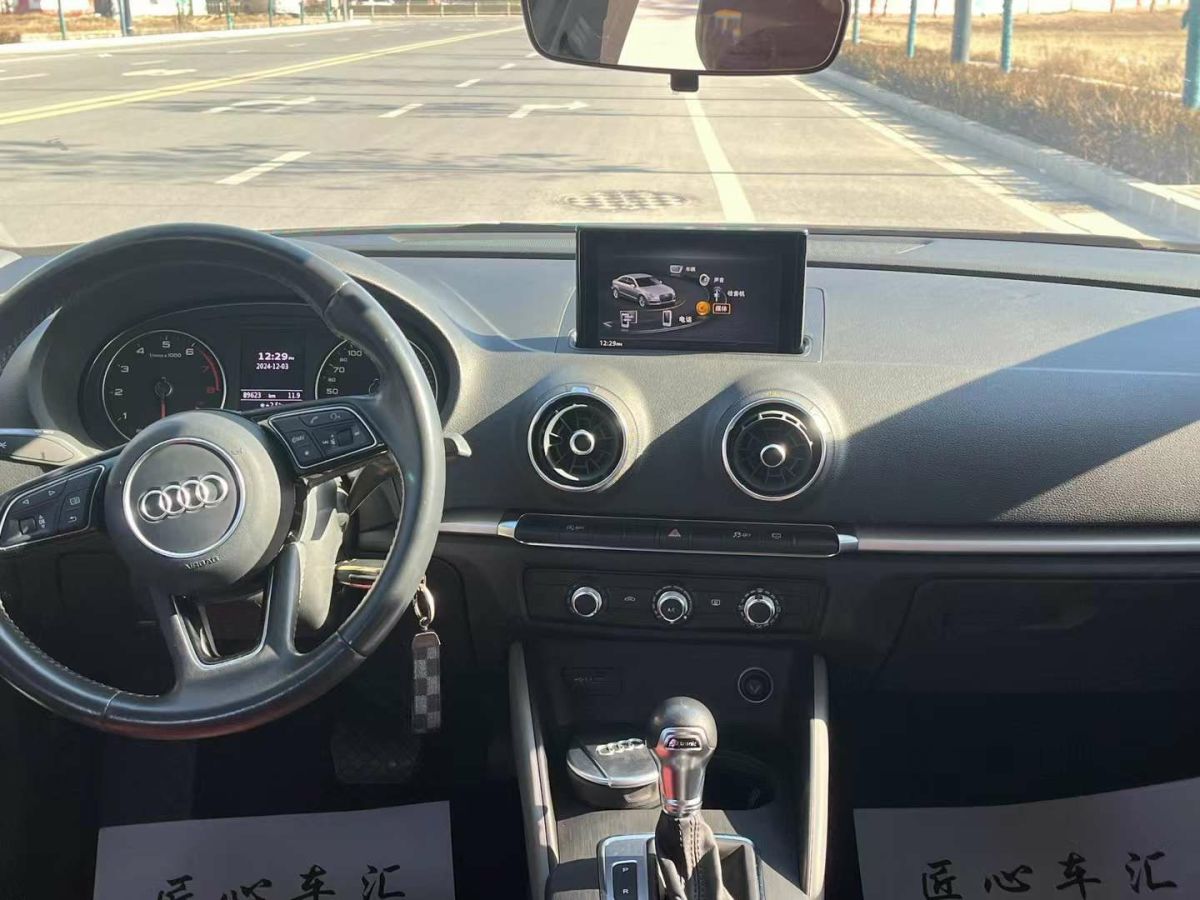 奧迪 奧迪A3  2019款 A3 35TFSI Limousine時尚型圖片