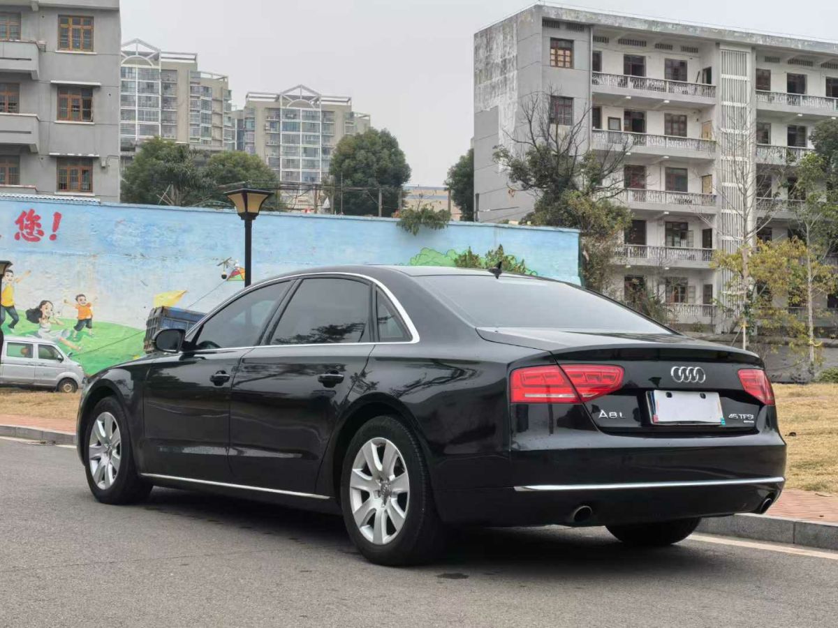 奧迪 奧迪A8  2011款 A8L W12 6.3 FSI quattro圖片