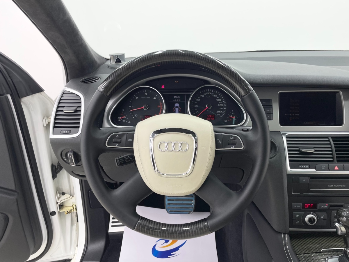 2010年10月奧迪 奧迪Q7  2012款 6.0 V12 TDI 旗艦型