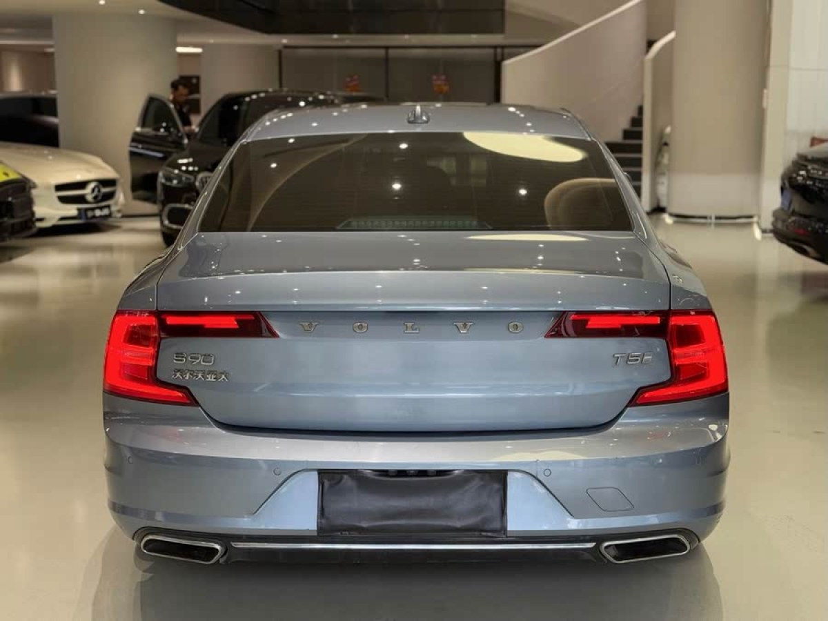 沃爾沃 S90  2020款 改款 T5 智遠(yuǎn)豪華版圖片