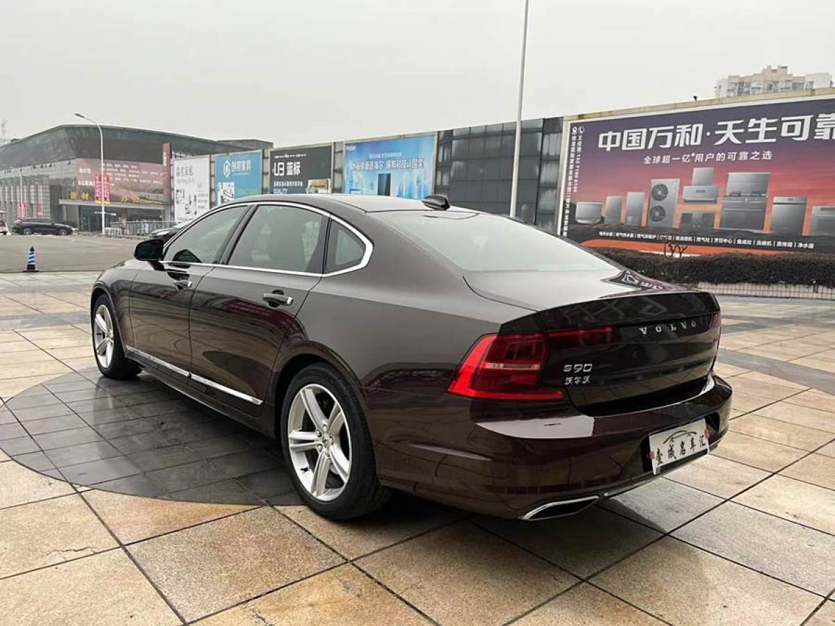 沃爾沃 S90  2019款 T5 智遠(yuǎn)版圖片