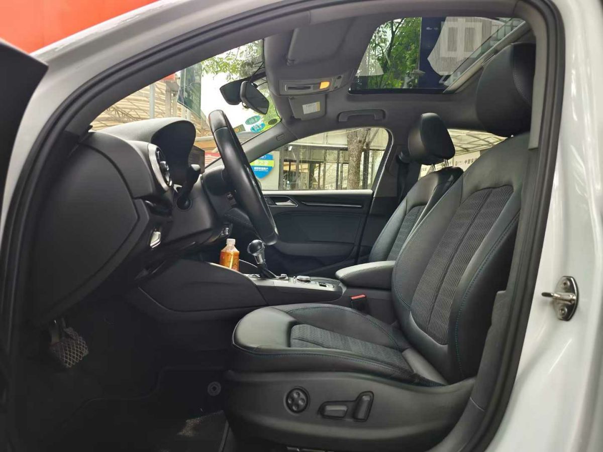 奧迪 奧迪A3  2018款 A3 1.4T 35TFSI Limousine時(shí)尚型圖片