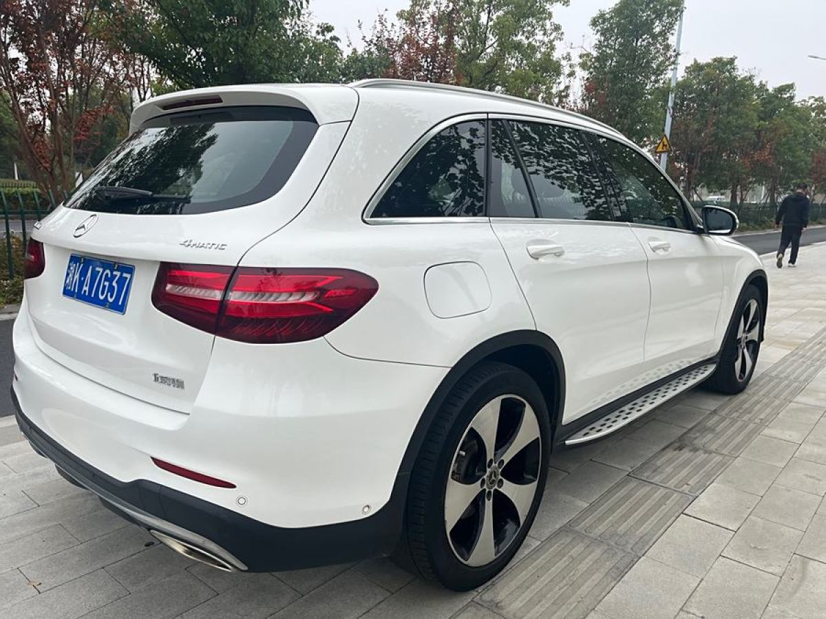 奔馳 奔馳GLC  2018款 改款 GLC 300 4MATIC 動感型圖片