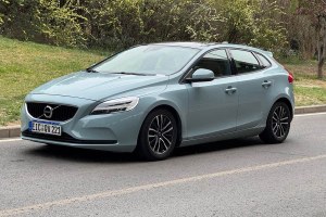 V40 沃爾沃 T3 智逸版