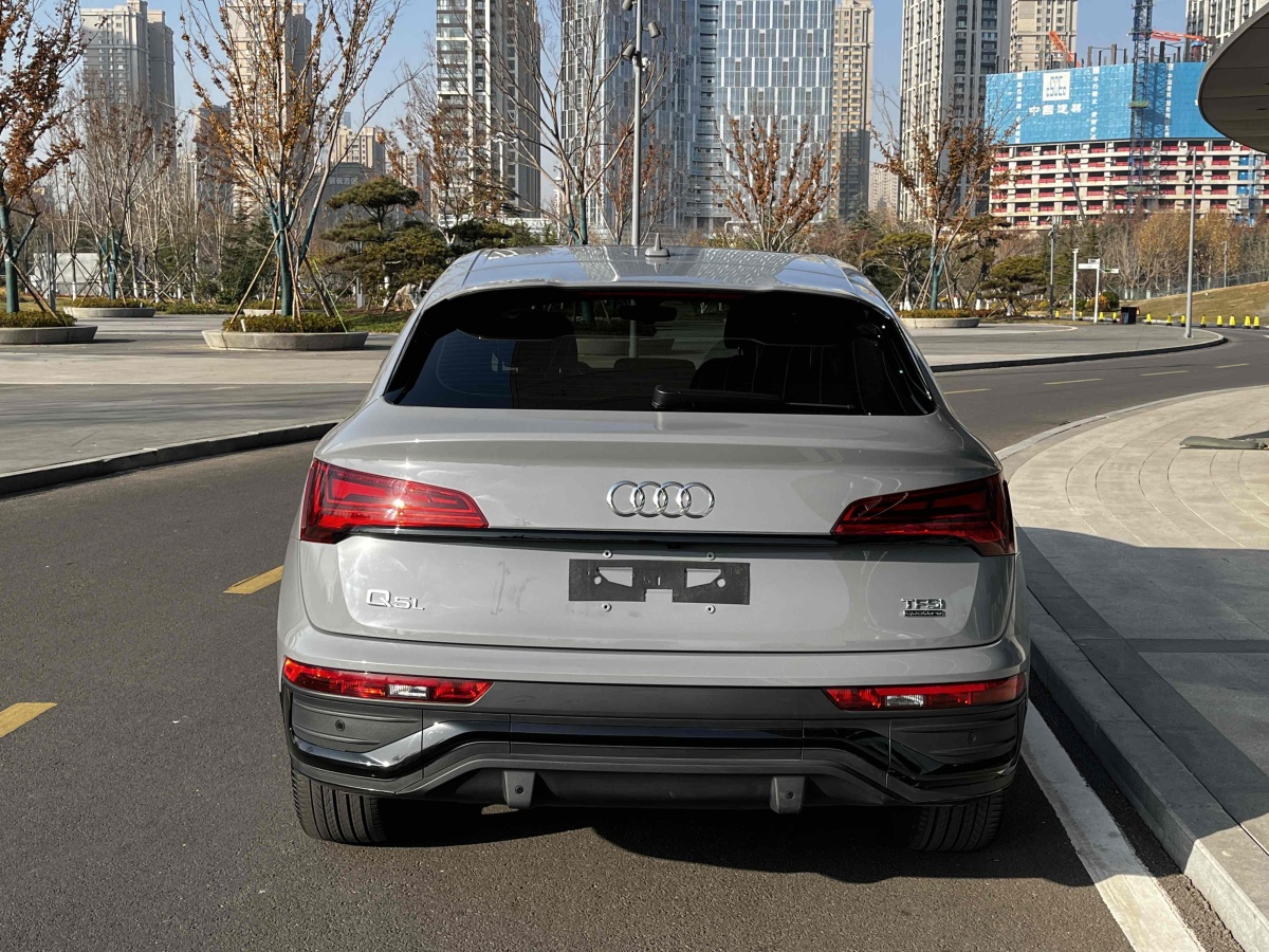 奥迪 奥迪Q5L Sportback  2021款 40 TFSI 上市特别版图片