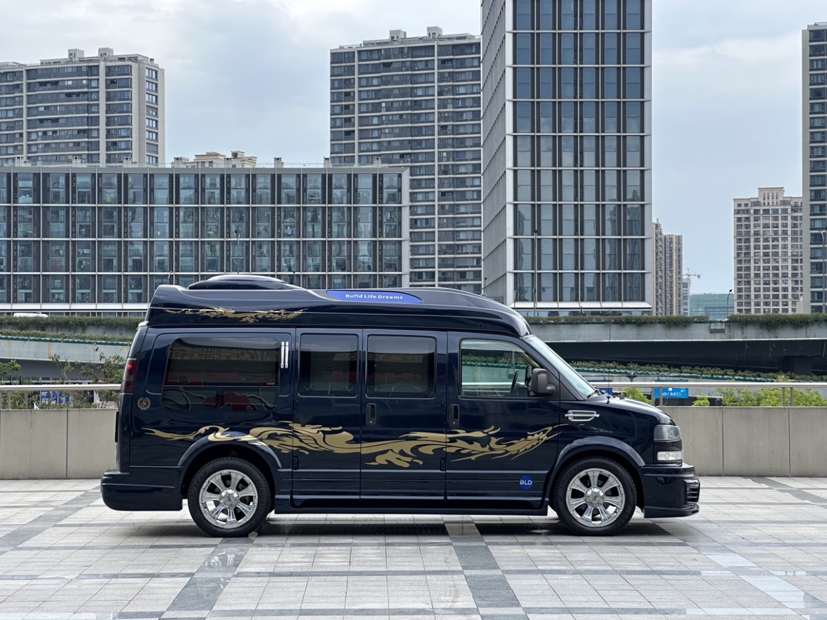 2017年02月GMC SAVANA  2014款 5.3L 1500S 尊享版