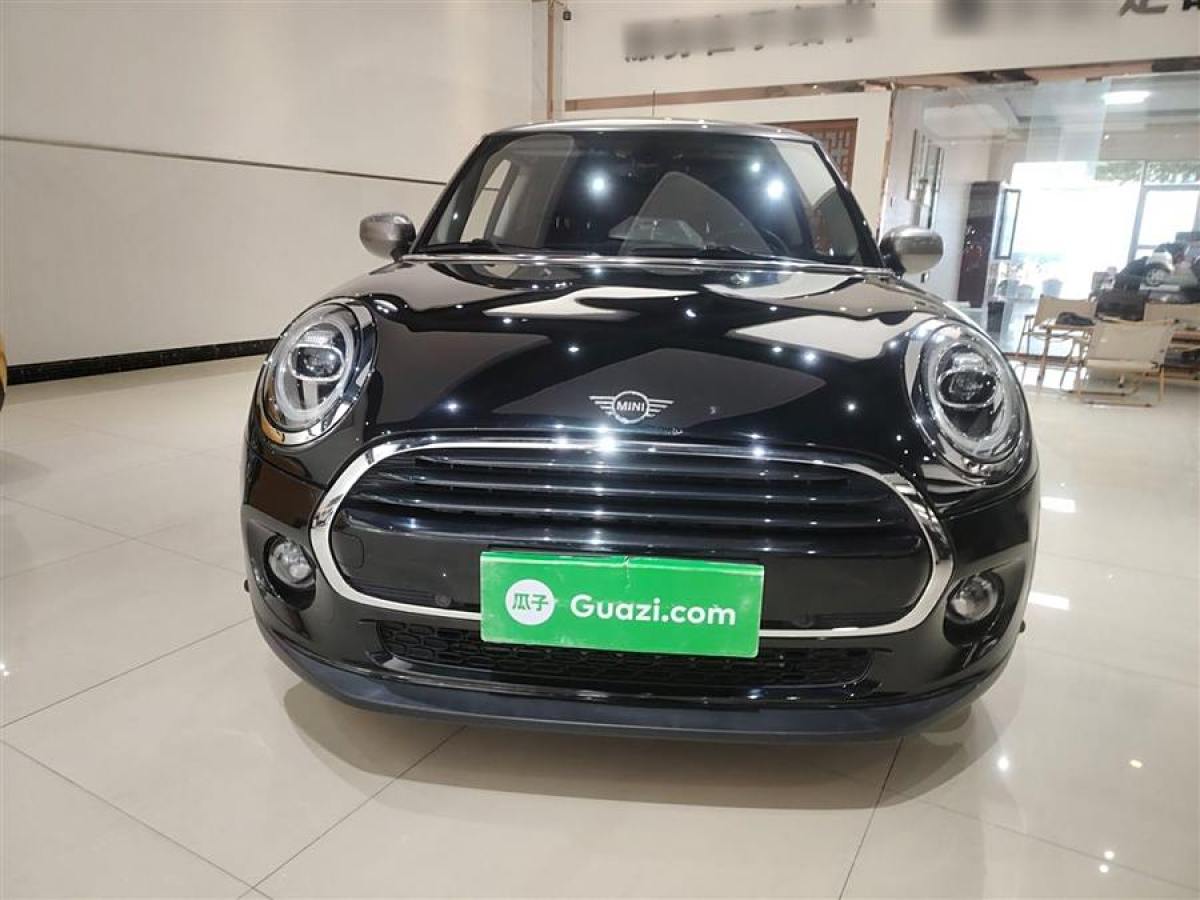 MINI MINI  2021款 1.5T COOPER 子夜黑特別版圖片