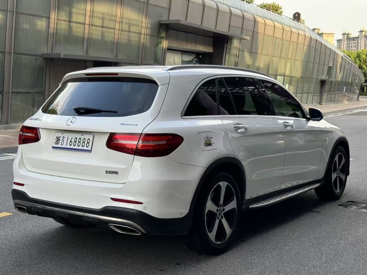 奔馳 奔馳GLC  2018款 改款 GLC 260 4MATIC 豪華型圖片
