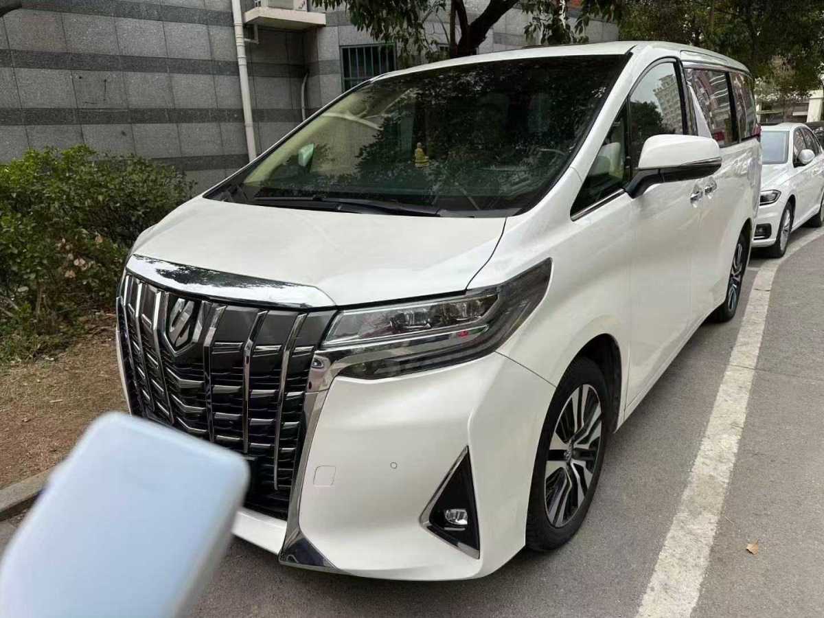 2022年6月豐田 埃爾法  2021款 雙擎 2.5L 豪華版