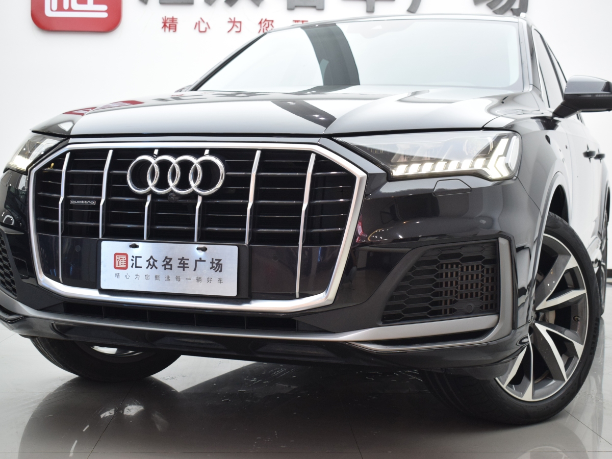 2021年4月奧迪 奧迪Q7  2023款 55 TFSI quattro S line運(yùn)動(dòng)型