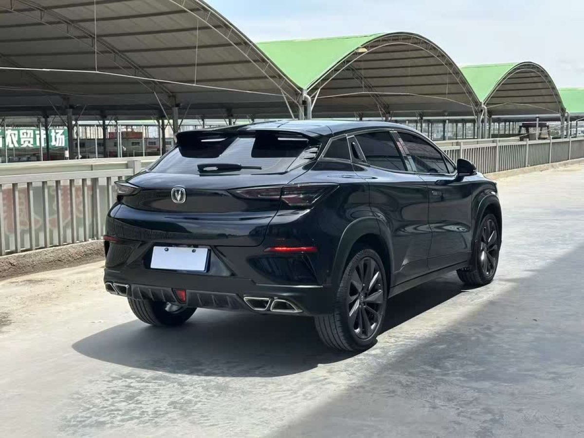 長安 UNI-T  2020款 1.5T 旗艦型圖片
