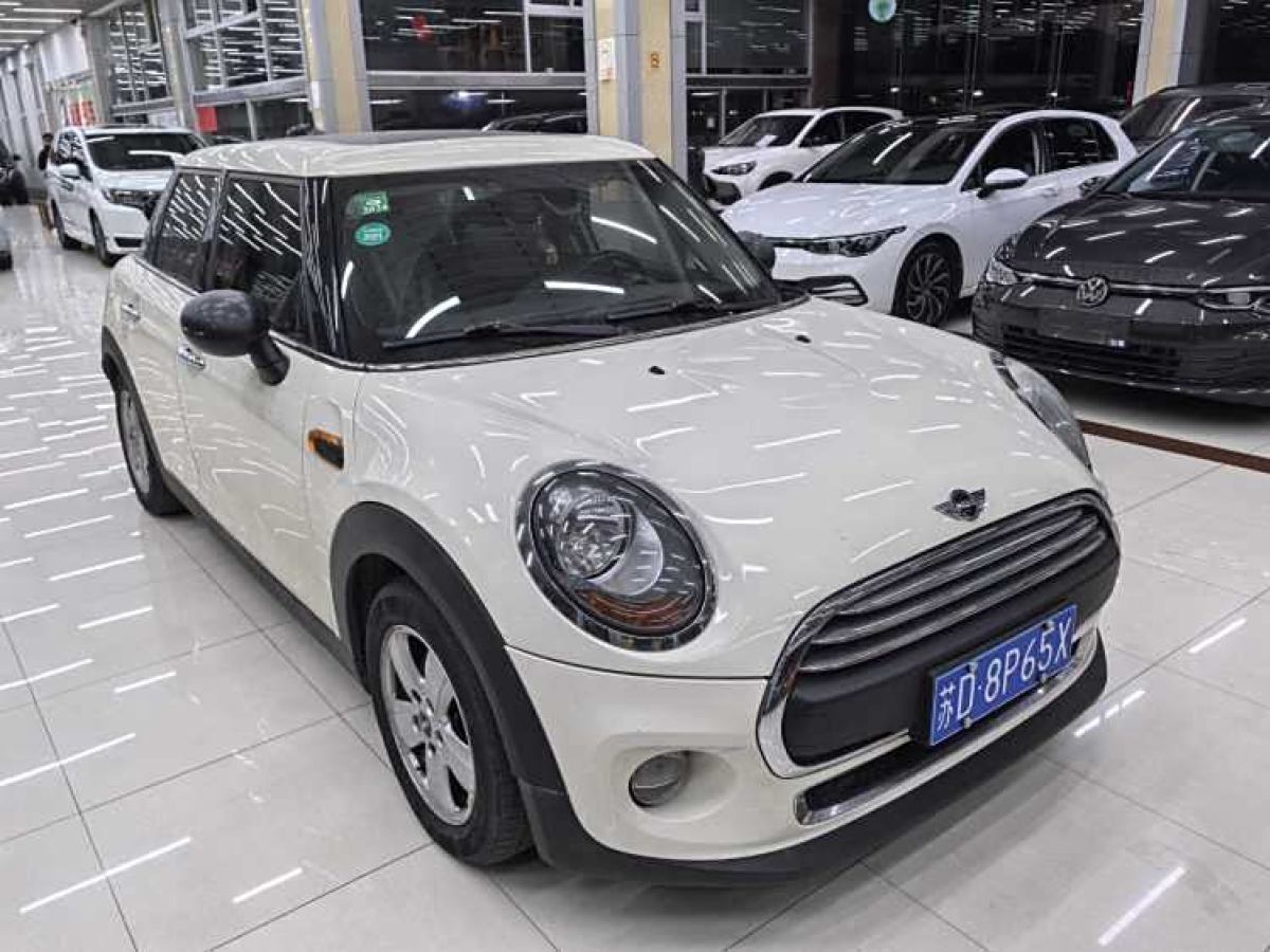 MINI MINI  2015款 1.2T ONE 五門版圖片