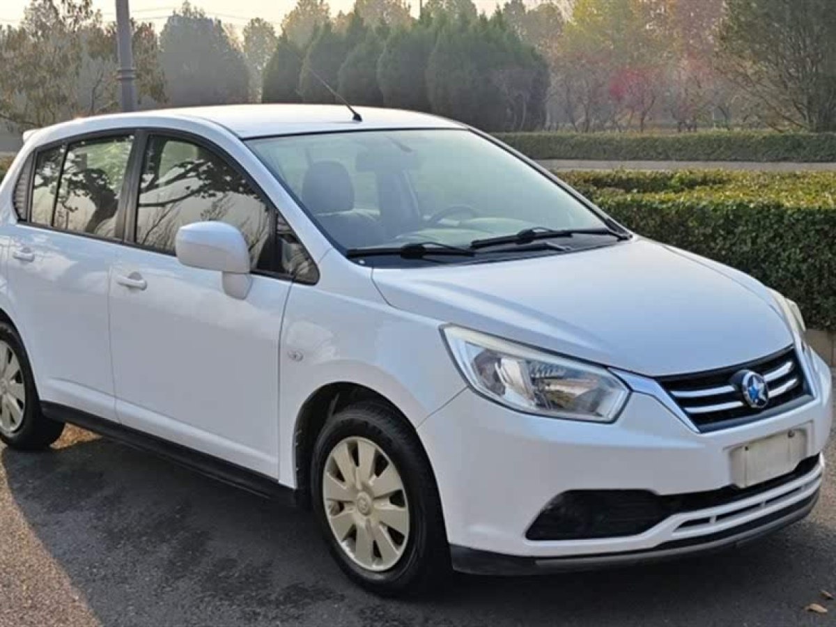 啟辰 R50  2015款 1.6L 手動(dòng)時(shí)尚版圖片