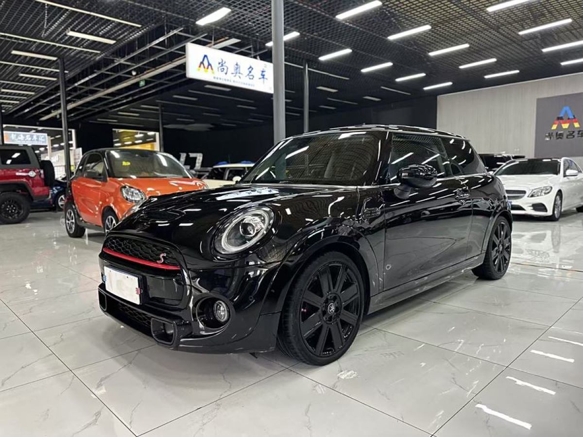 MINI MINI  2019款 2.0T COOPER S 經(jīng)典派圖片