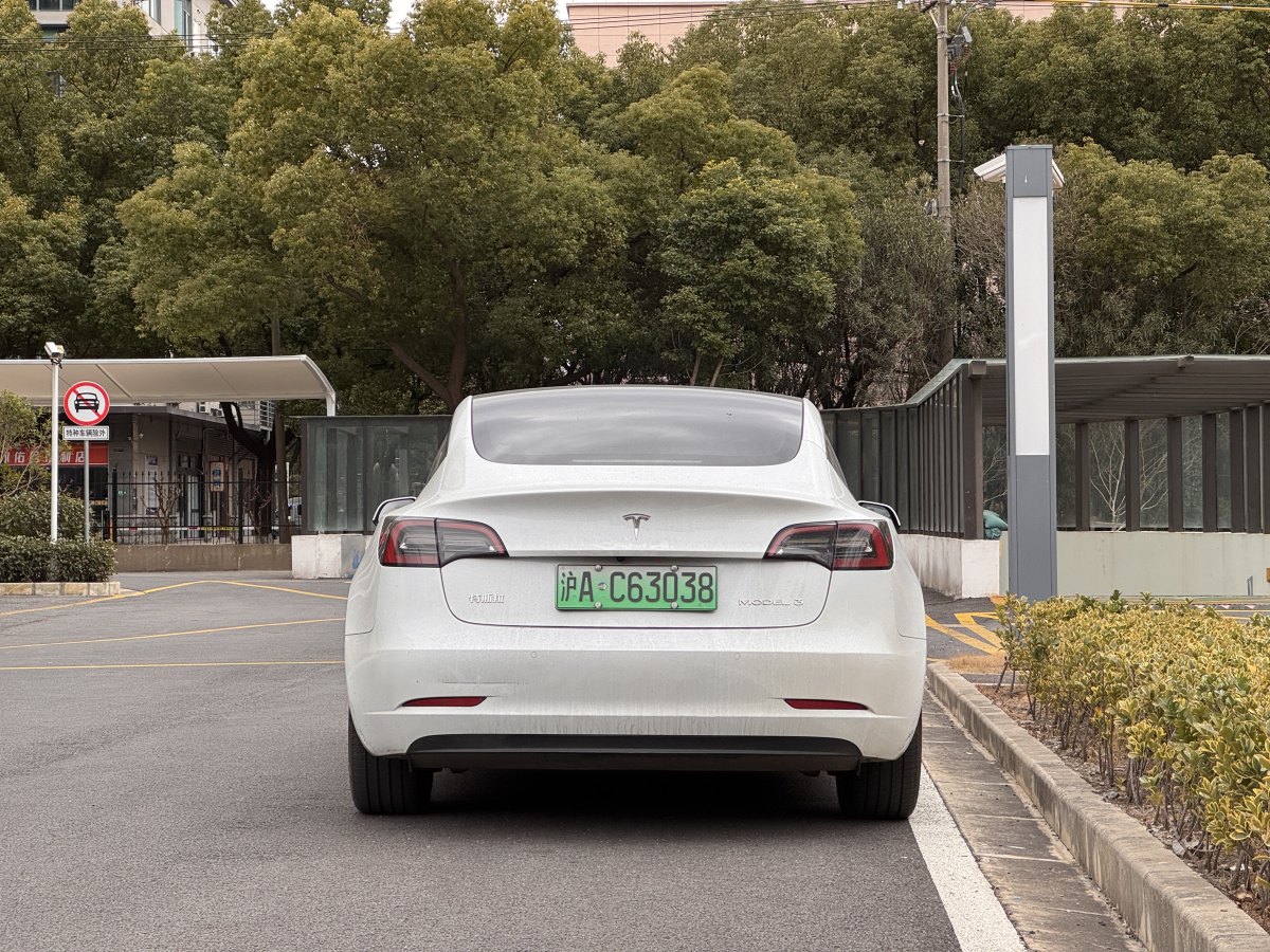 特斯拉 Model Y  2022款 改款 后輪驅(qū)動(dòng)版圖片