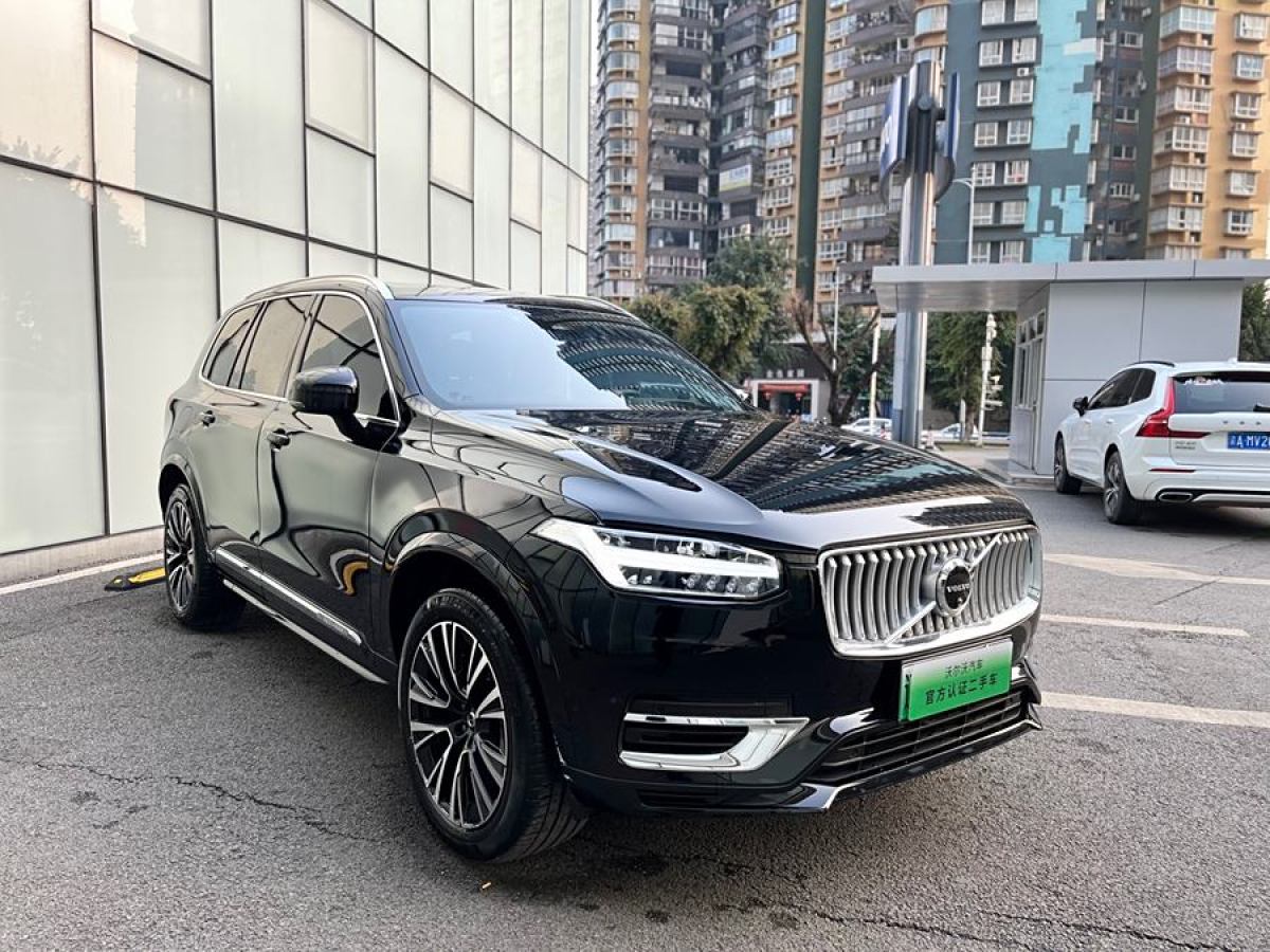 沃爾沃 XC90新能源  2022款 改款 E驅(qū)混動(dòng) T8 智尊豪華版 7座圖片