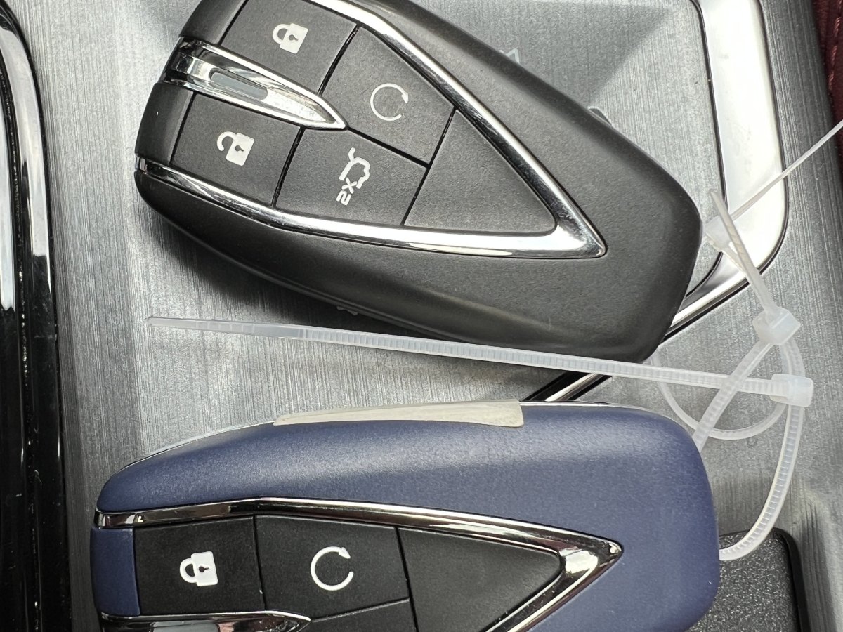 長(zhǎng)安 CS75 PLUS  2022款 1.5T 自動(dòng)尊貴型圖片