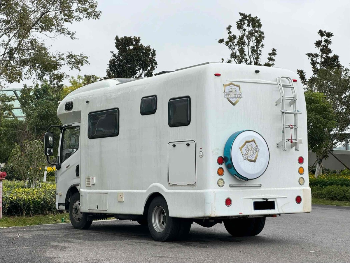 東風 御風房車  C型房車圖片