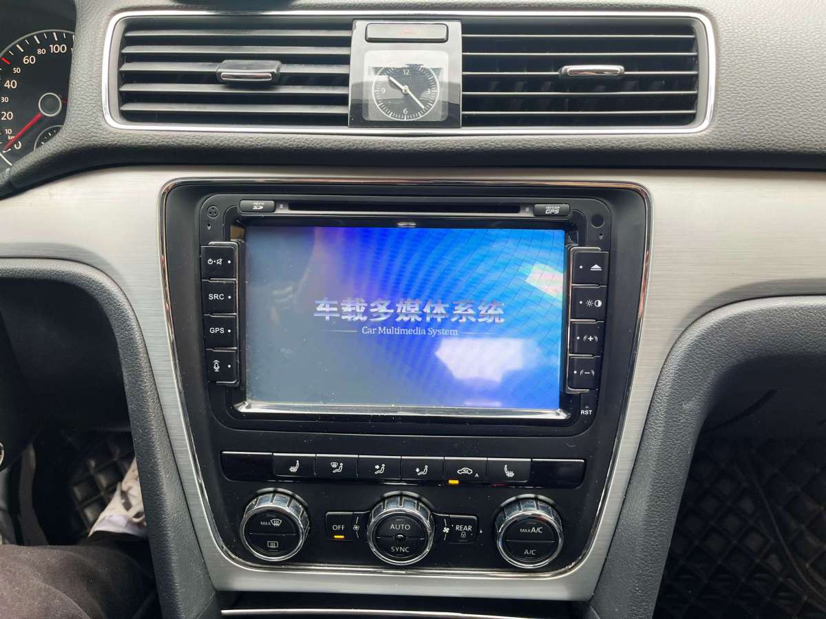 大眾 帕薩特  2014款 1.8TSI 自動尊榮版圖片