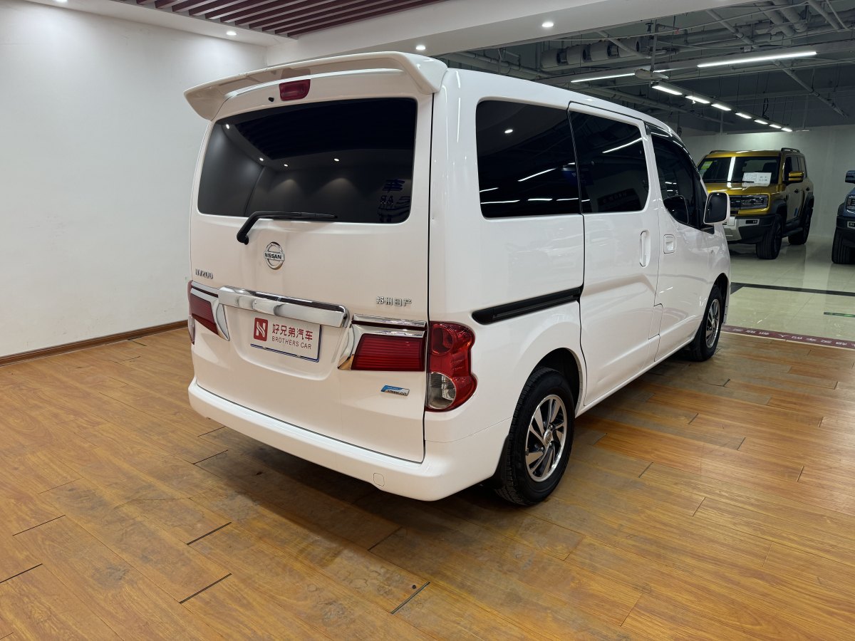 日產(chǎn) NV200  2018款 1.6L CVT豪華型圖片