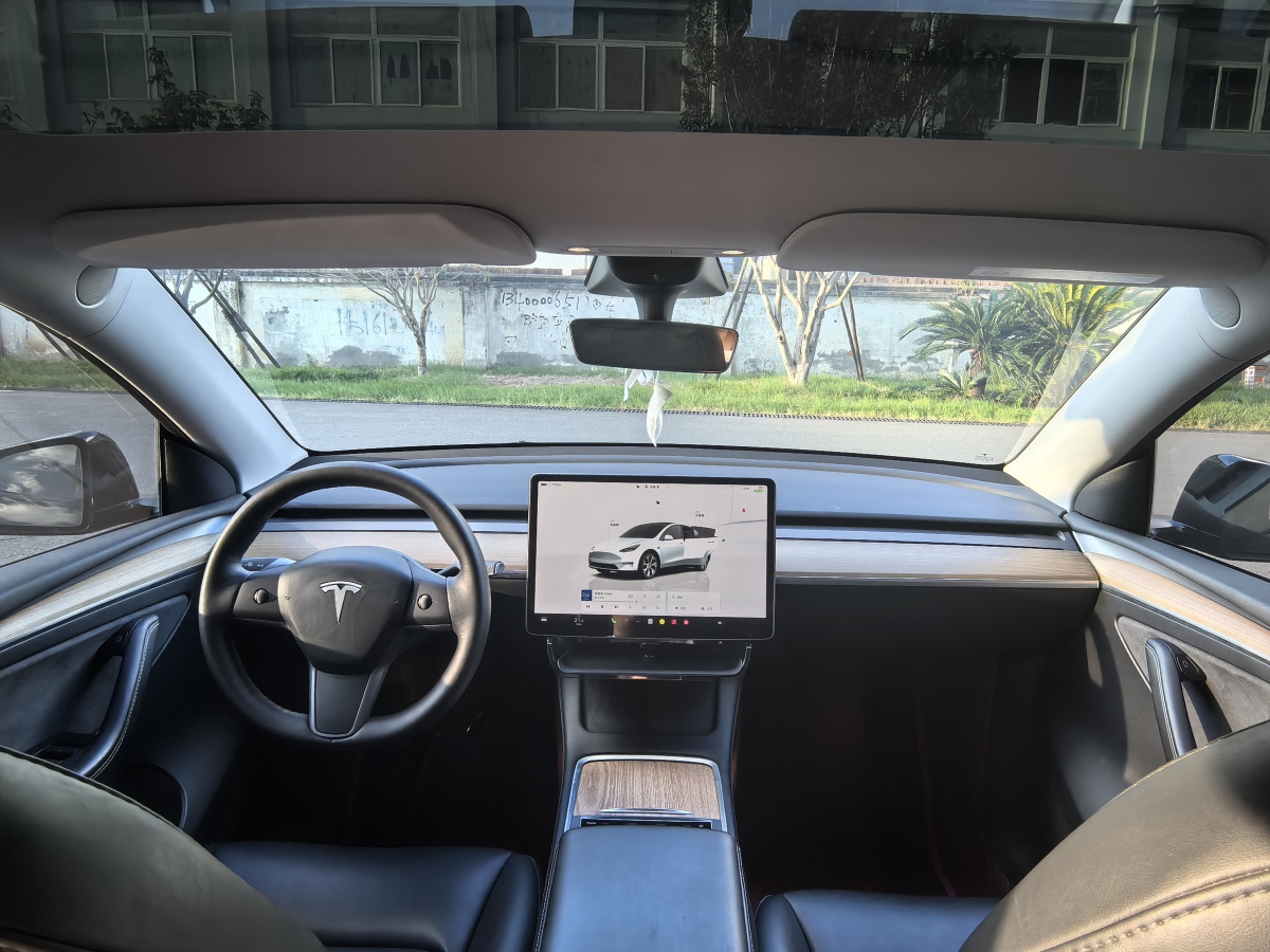 特斯拉 Model Y  2022款 后輪驅(qū)動版圖片