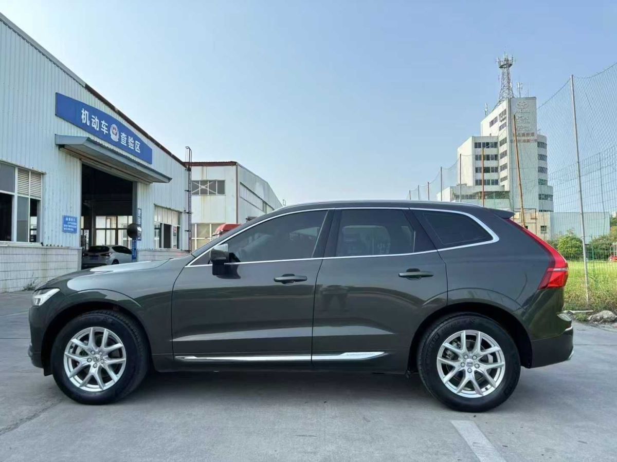 沃爾沃 XC60  2020款 T4 智行豪華版圖片