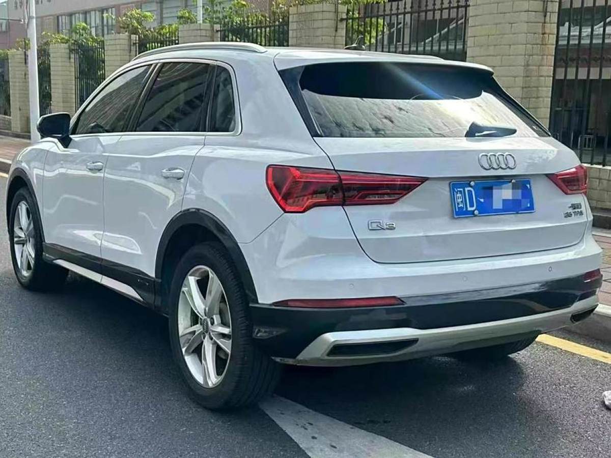 奧迪 奧迪Q3  2020款 35 TFSI 時(shí)尚致雅型圖片