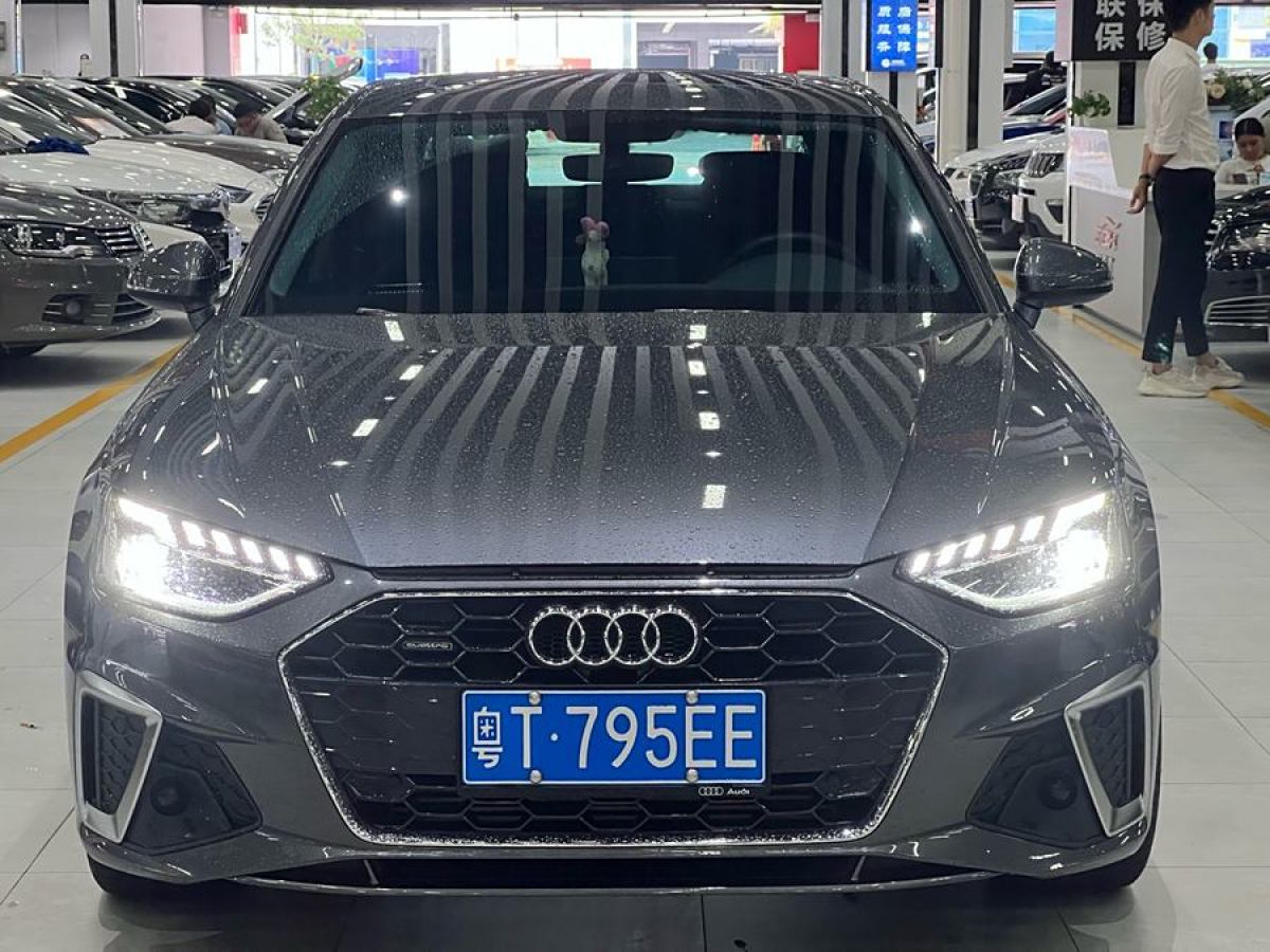 奧迪 奧迪A4L  2022款 40 TFSI 豪華動感型圖片