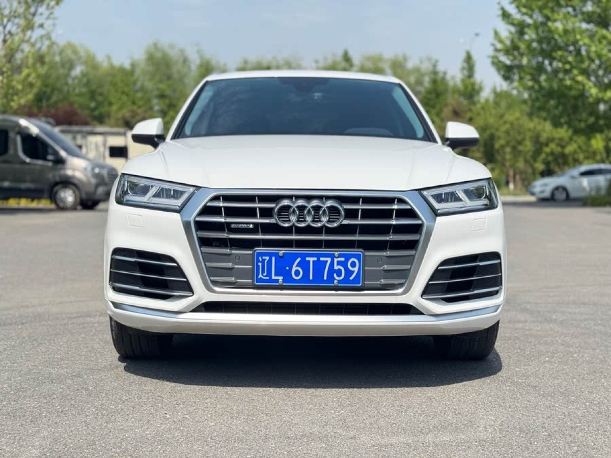 奧迪 奧迪Q5L  2020款 改款 40 TFSI 榮享時(shí)尚型圖片