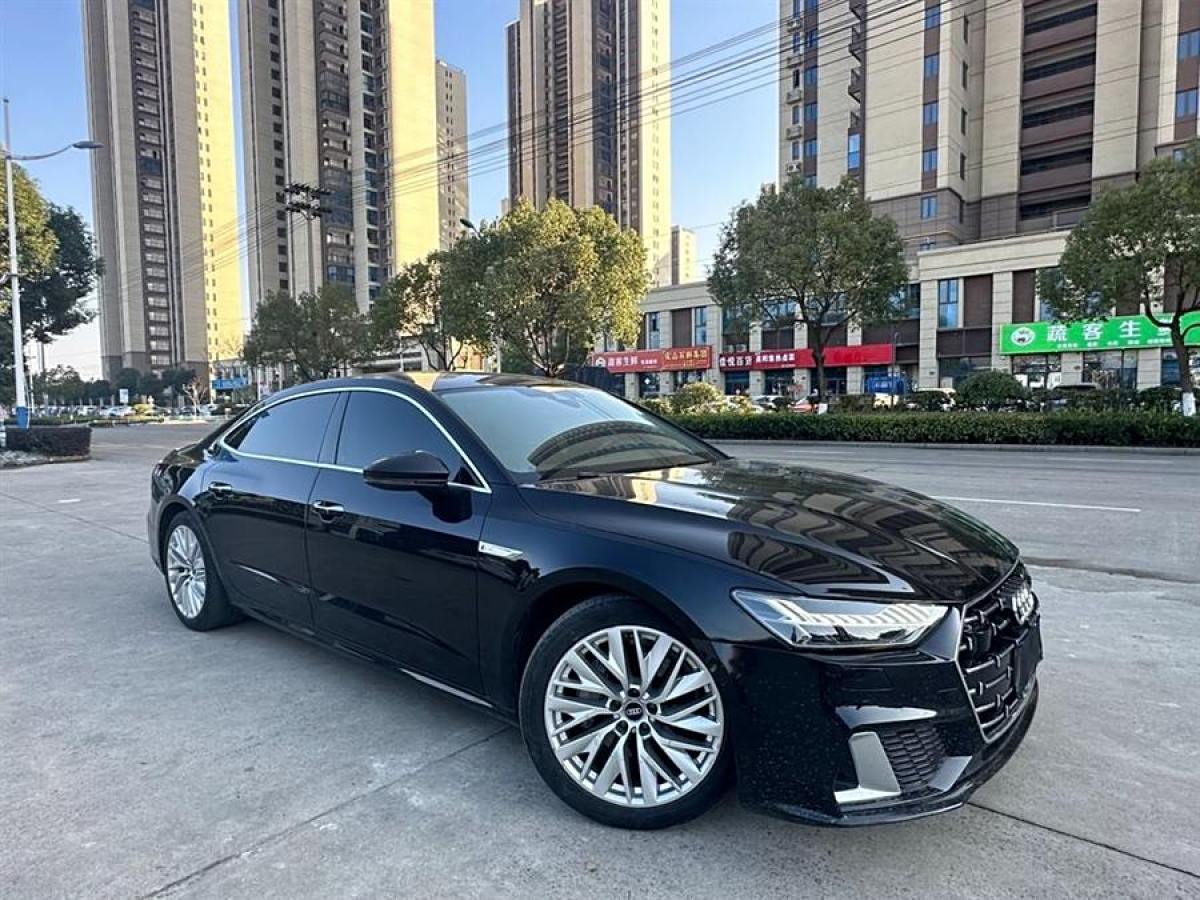 奧迪 奧迪A7L  2022款 45 TFSI S-line 筑夢(mèng)青春版圖片