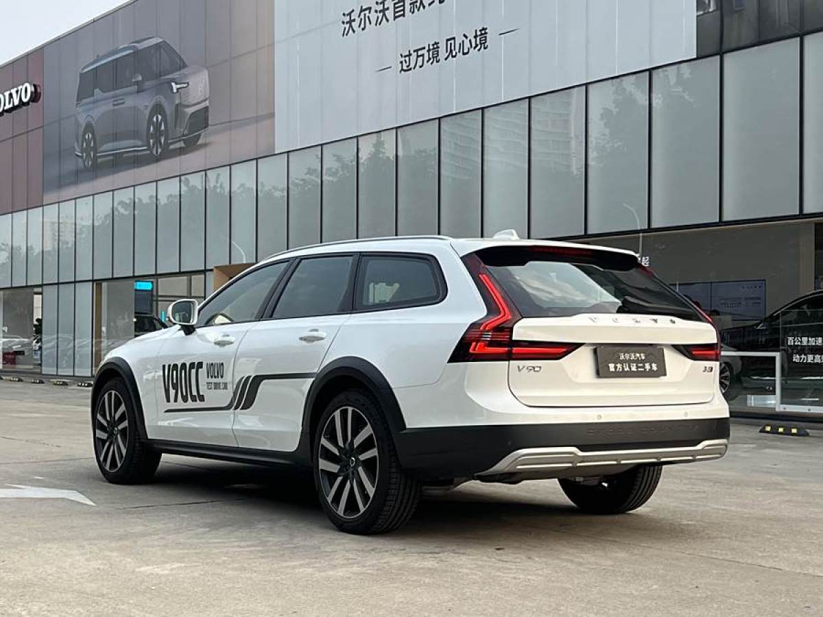 沃爾沃 V90  2022款 Cross Country B5 AWD 智尊版圖片