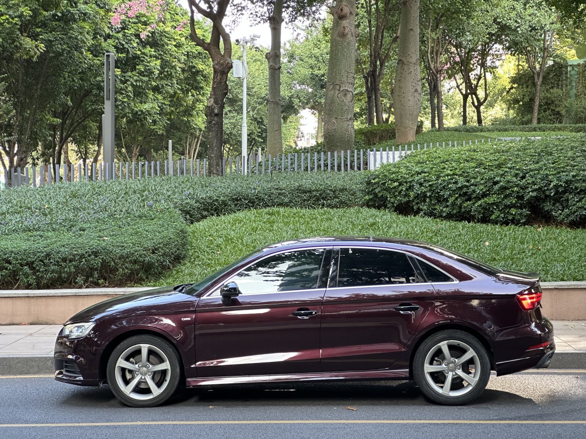 2017年9月奧迪 奧迪A3  2017款 Limousine 35 TFSI 時(shí)尚型