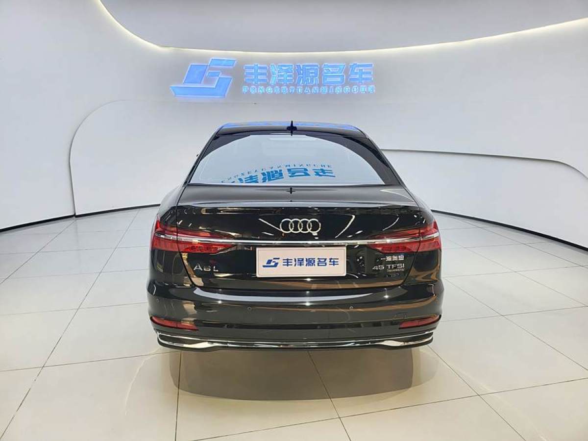 奧迪 奧迪A6L  2023款 改款 45 TFSI quattro 臻選致雅型圖片