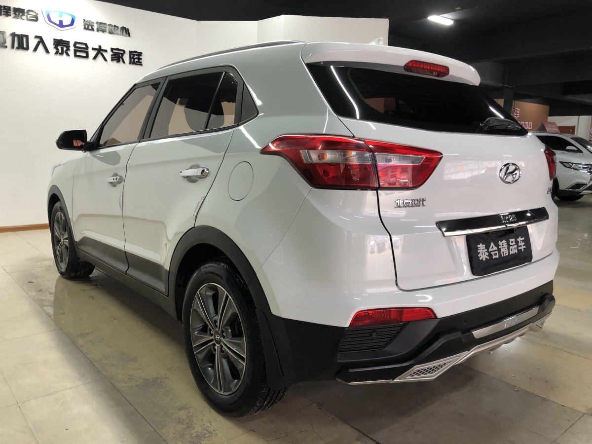 現(xiàn)代 ix25  2015款 1.6L 自動兩驅智能型GLS圖片