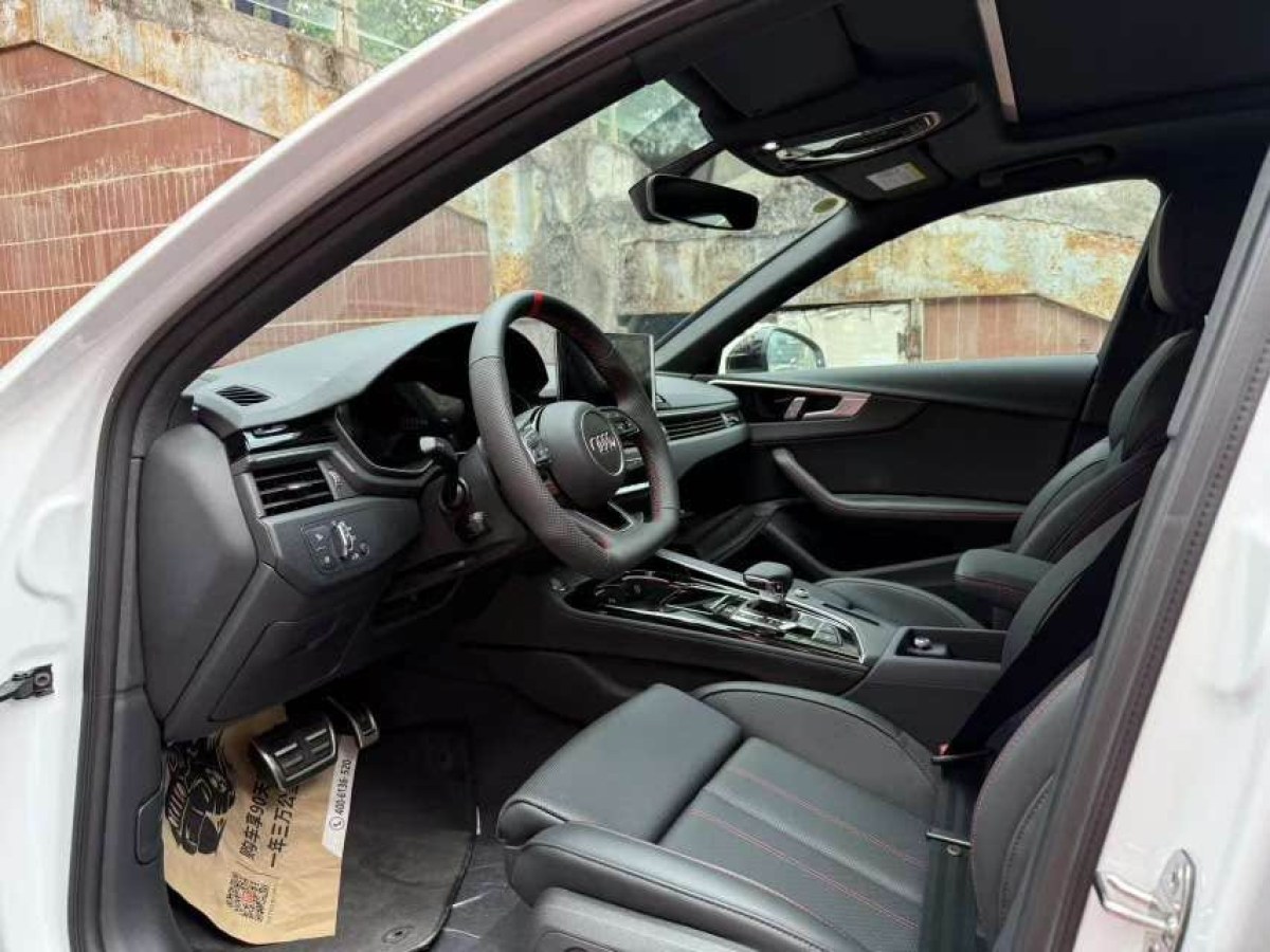 奧迪 奧迪A4L  2024款 40 TFSI 豪華動感型圖片