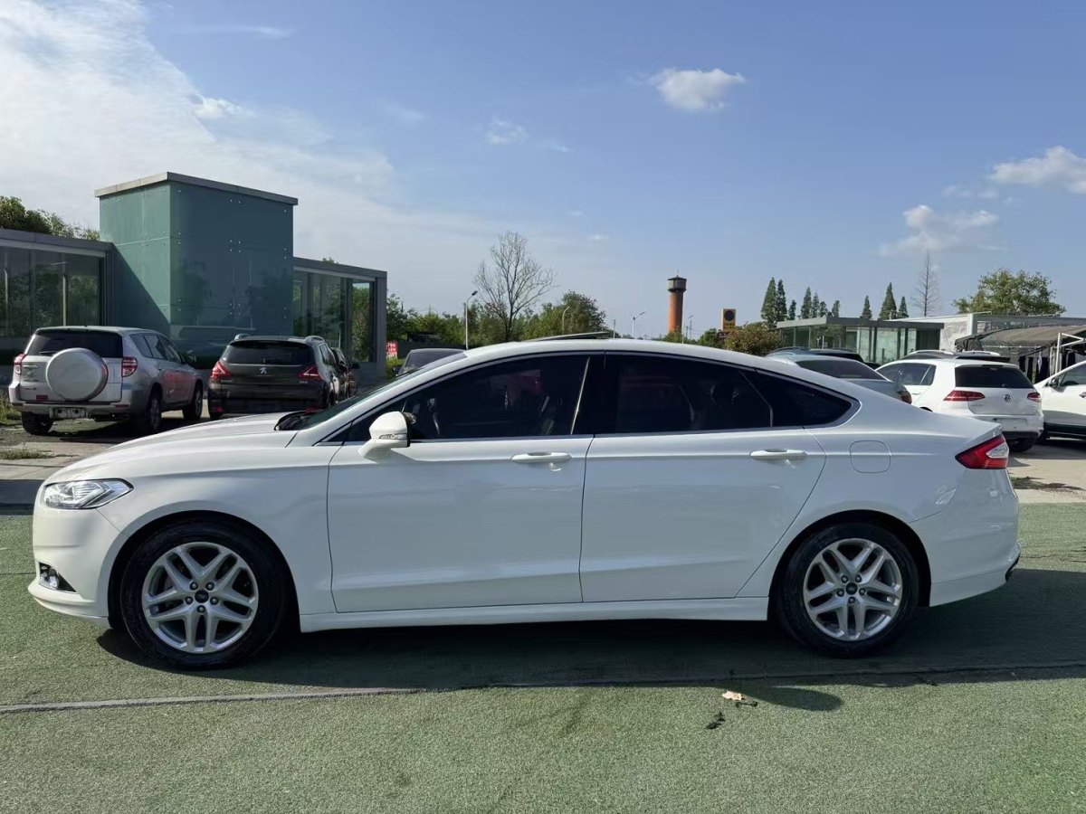 福特 蒙迪歐  2013款 1.5L GTDi180時(shí)尚型圖片