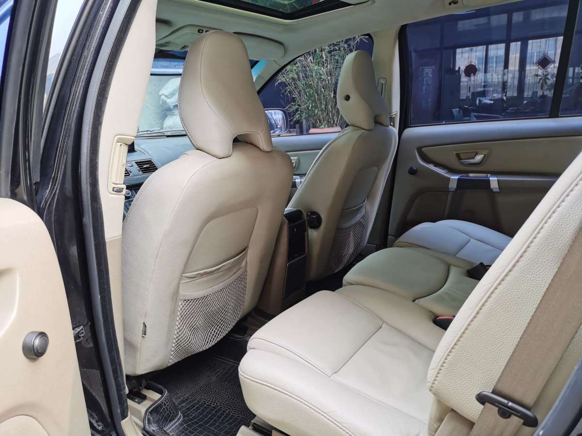 沃爾沃 XC90  2011款 2.5T AWD圖片